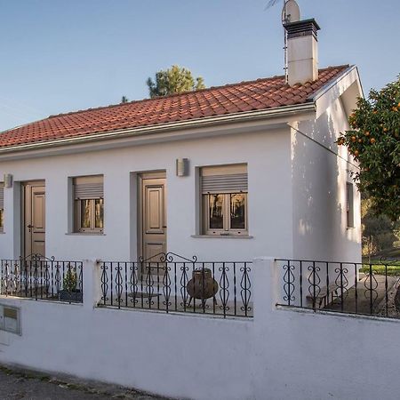 Casa Do Penedo Villa Tangil Exterior photo
