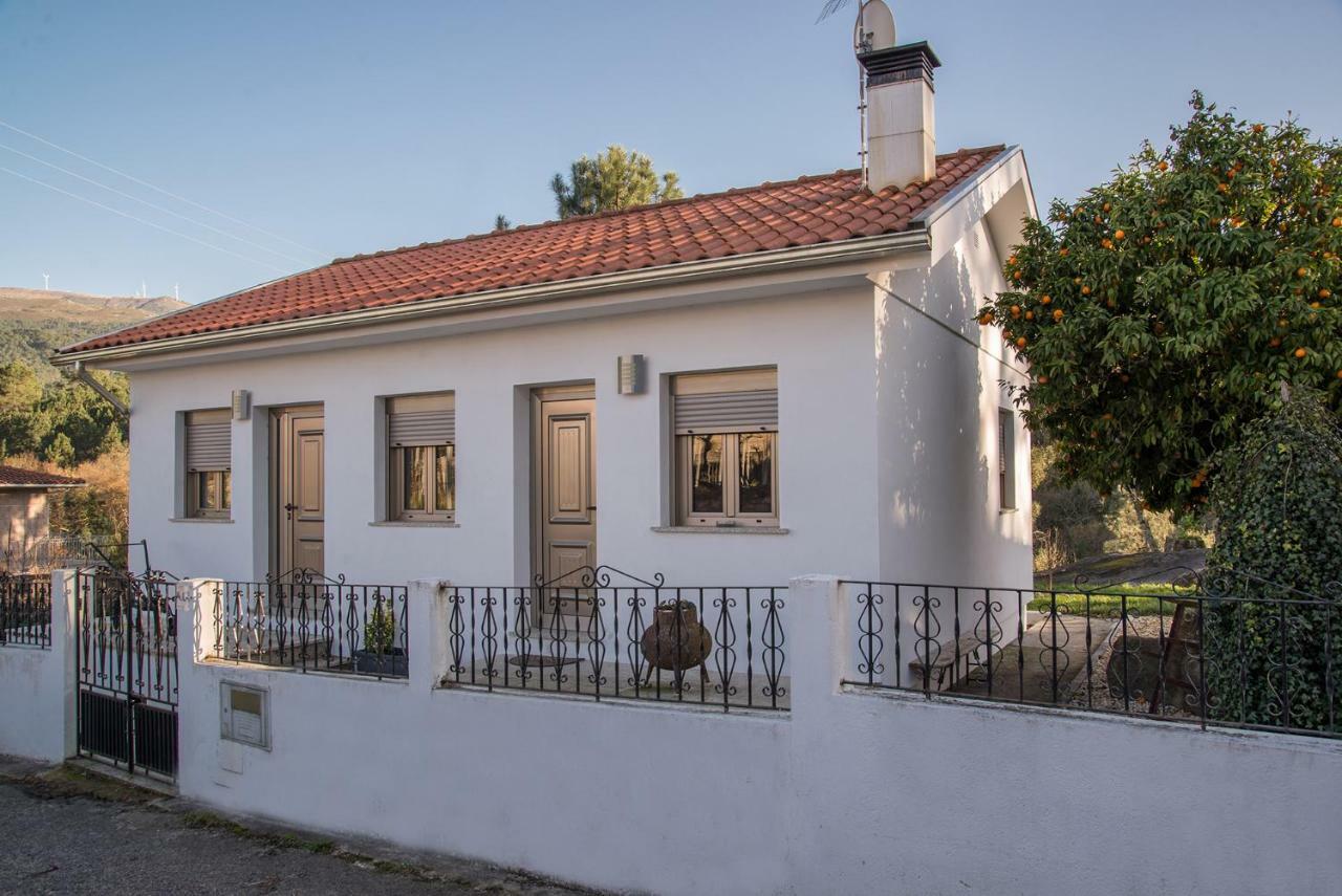 Casa Do Penedo Villa Tangil Exterior photo